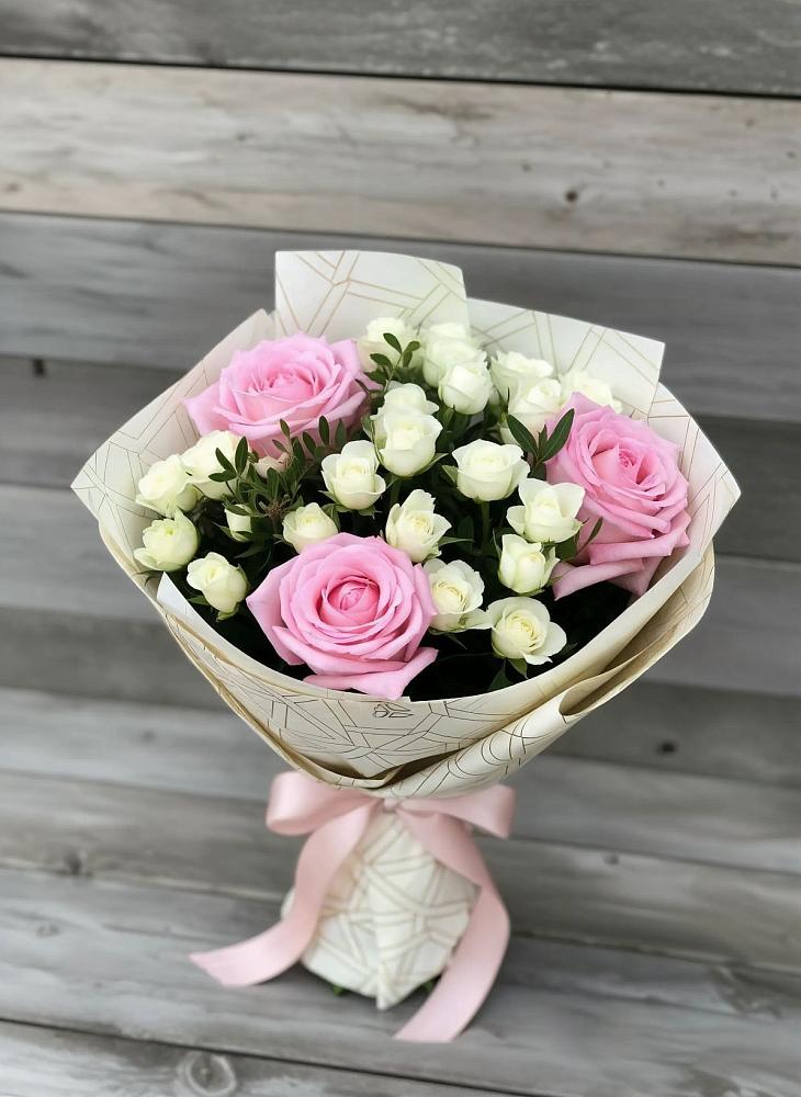 Букет цветов из: Розы в Бжедугхабле