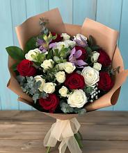 Букет цветов из:  Розы и Альстромерии в Бжедугхабле