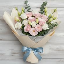 Букет цветов из:  Лизиантусы в Бжедугхабле