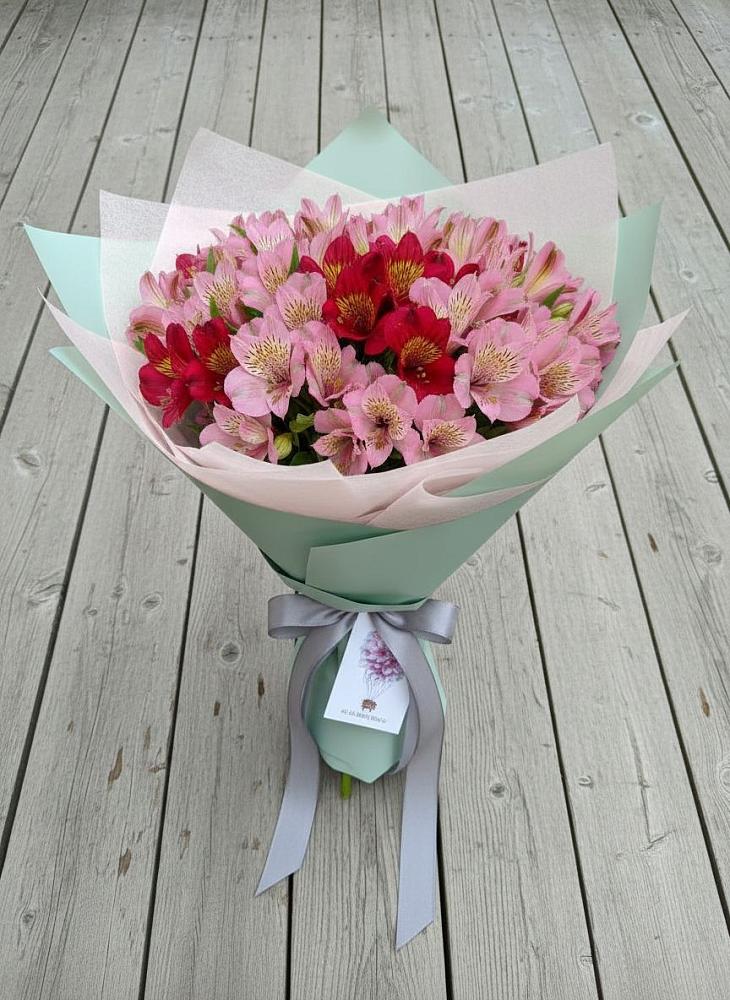 Букет цветов из: Альстромерии в Бжедугхабле