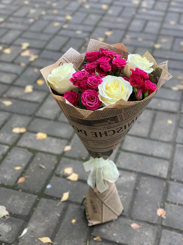 Букет цветов из: Розы в Бжедугхабле